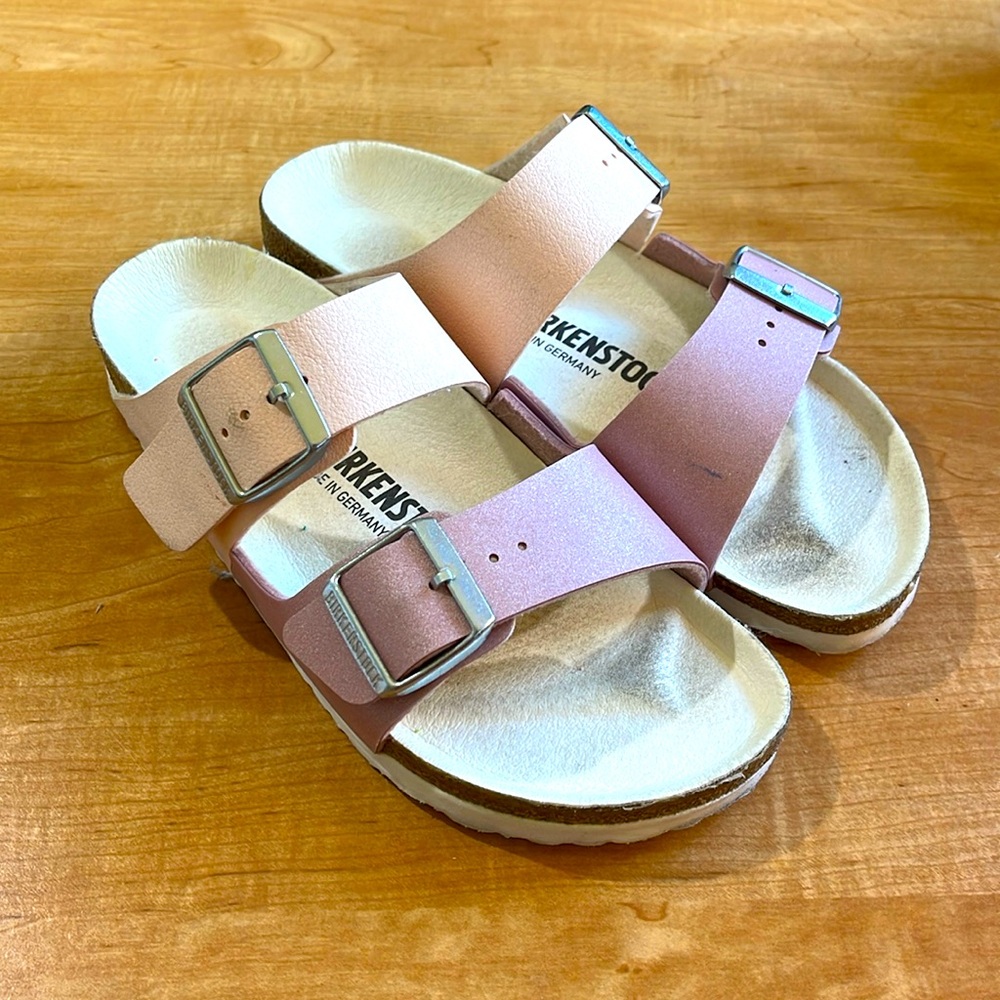 GUC Pink Arizona Birkenstocks (37)